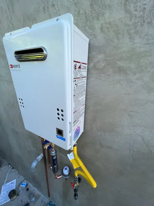 Tankless water heater installation for East Riverside homes